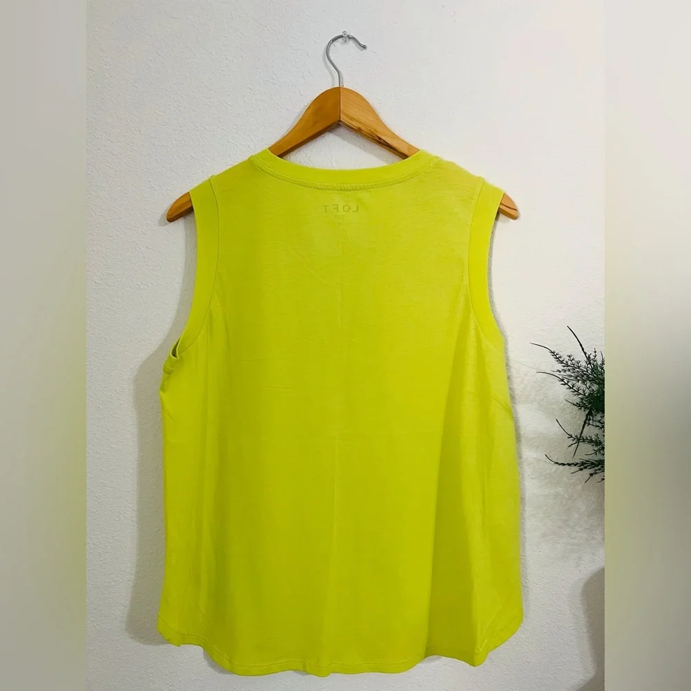 Loft Women’s Neon Yellow Sleeveless Top Size Medium NWT - Picture 5 of 5